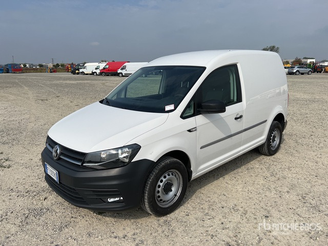 2019 Volkswagen Caddy 2.0 TDI 122CV 4MOTION BUSINESS Van Truck - Kleine bestelwagen: afbeelding 2 2019 Volkswagen Caddy 2.0 TDI 122CV 4MOTION BUSINESS Van Truck - Kleine bestelwagen: afbeelding 2