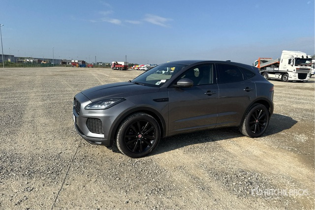 2020 Jaguar E Pace 2.0D I4 CHEQUERED FLAG AUTO 4WD SUV - SUV: afbeelding 3 2020 Jaguar E Pace 2.0D I4 CHEQUERED FLAG AUTO 4WD SUV - SUV: afbeelding 3