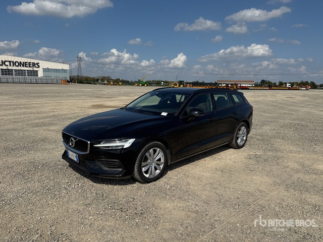2021 Volvo V60 SW B4 D AUTOM. MOMENTUM BUSINESS Automobile - Personenwagen: afbeelding 2 2021 Volvo V60 SW B4 D AUTOM. MOMENTUM BUSINESS Automobile - Personenwagen: afbeelding 2