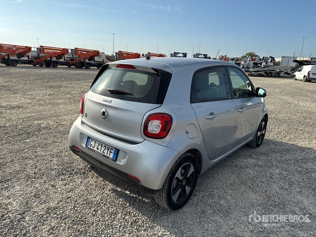 2022 SMART EQ BERLINA EQ 60KW PASSION Automobile - Personenwagen: afbeelding 4 2022 SMART EQ BERLINA EQ 60KW PASSION Automobile - Personenwagen: afbeelding 4