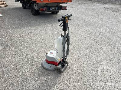 BIEMMEDUE MS17 FAST - Industriële veegmachine: afbeelding 4 BIEMMEDUE MS17 FAST - Industriële veegmachine: afbeelding 4