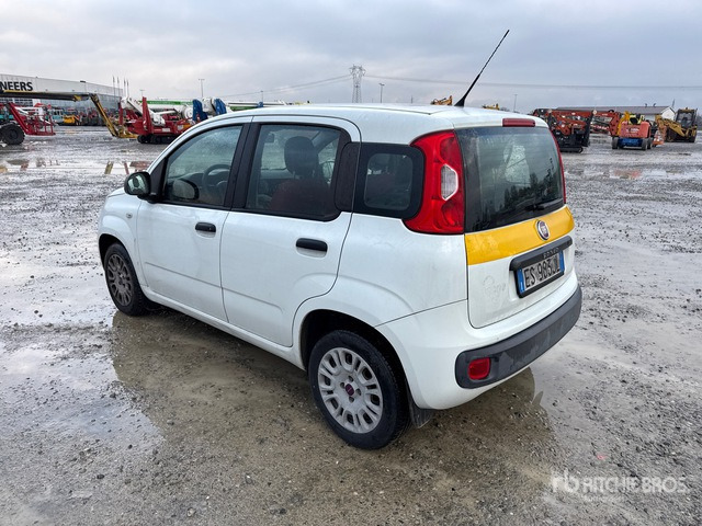 Fiat Panda Automobile - Personenwagen: afbeelding 2 Fiat Panda Automobile - Personenwagen: afbeelding 2