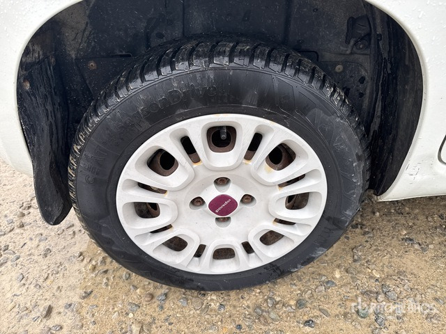 Fiat Panda Automobile - Personenwagen: afbeelding 4 Fiat Panda Automobile - Personenwagen: afbeelding 4