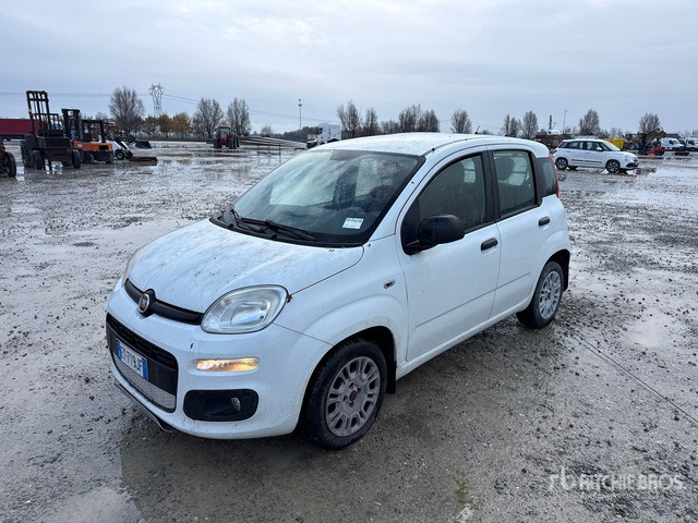 Fiat Panda Automobile - Personenwagen: afbeelding 1 Fiat Panda Automobile - Personenwagen: afbeelding 1