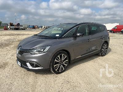 RENAULT GRAND SCENIC 7 Seats 1.7 BLUE INITIALE PARIS - Personenwagen: afbeelding 1 RENAULT GRAND SCENIC 7 Seats 1.7 BLUE INITIALE PARIS - Personenwagen: afbeelding 1