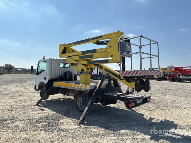 Renault Maxity Piattaforma autocarrata - Vrachtwagen hoogwerker: afbeelding 4 Renault Maxity Piattaforma autocarrata - Vrachtwagen hoogwerker: afbeelding 4