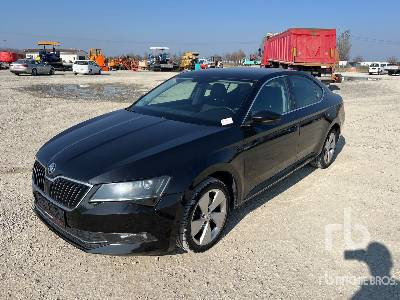 SKODA SUPERB - Personenwagen: afbeelding 2 SKODA SUPERB - Personenwagen: afbeelding 2