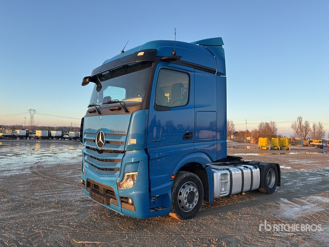 2025 Mercedes-Benz Actros 1845 4x2 S/A Sleeper Truck Tractor - Trekker: afbeelding 1 2025 Mercedes-Benz Actros 1845 4x2 S/A Sleeper Truck Tractor - Trekker: afbeelding 1