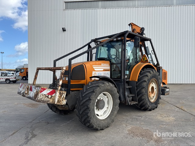 2001 Renault 715 RZ 4x4 Tracteur Agricole 4WD Tractor - Tractor: afbeelding 1 2001 Renault 715 RZ 4x4 Tracteur Agricole 4WD Tractor - Tractor: afbeelding 1