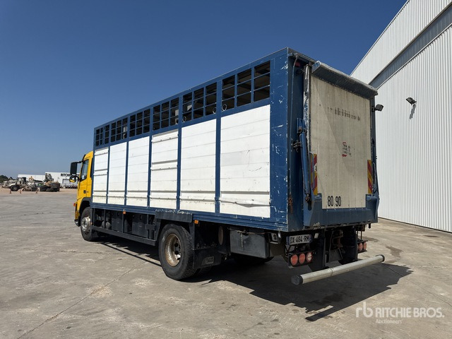 2003 Volvo FM12 420 4x2 Camion Betaillere Livestock Truck - Klepelmaaier/ Mulcher: afbeelding 4 2003 Volvo FM12 420 4x2 Camion Betaillere Livestock Truck - Klepelmaaier/ Mulcher: afbeelding 4