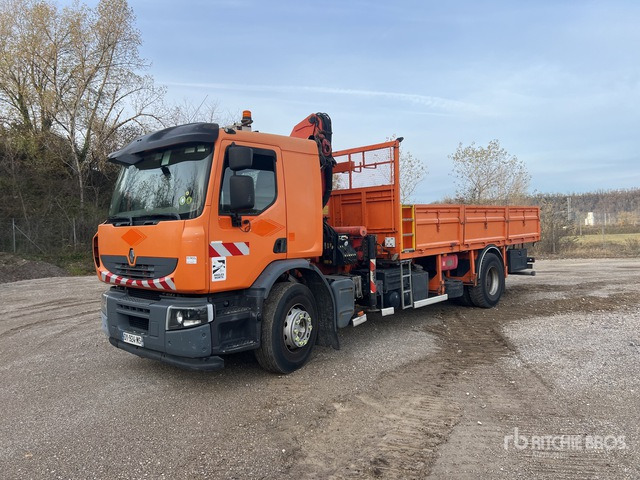 2007 Renault Premium II DXi 2007 Palfinger PK15500 5750 kg ... Flatbed Truck with Crane - Vrachtwagen met open laadbak, Kraanwagen: afbeelding 1 2007 Renault Premium II DXi 2007 Palfinger PK15500 5750 kg ... Flatbed Truck with Crane - Vrachtwagen met open laadbak, Kraanwagen: afbeelding 1