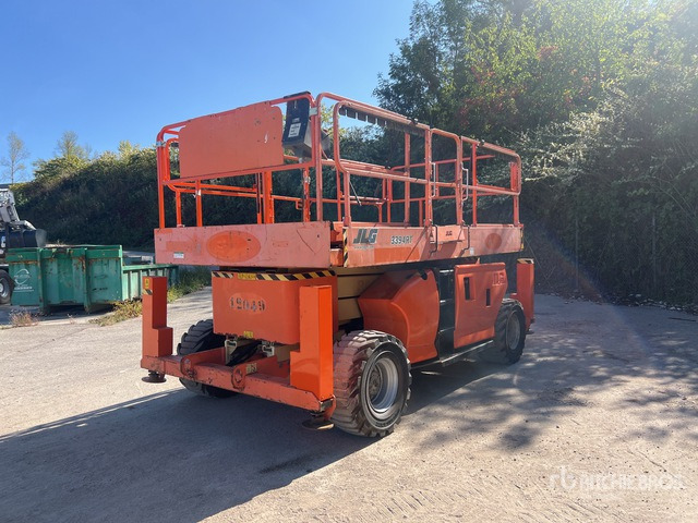 2008 JLG 3394 RT 4x4 Diesel Nacelle Ciseaux Scissor Lift - Schaarlift: afbeelding 1 2008 JLG 3394 RT 4x4 Diesel Nacelle Ciseaux Scissor Lift - Schaarlift: afbeelding 1