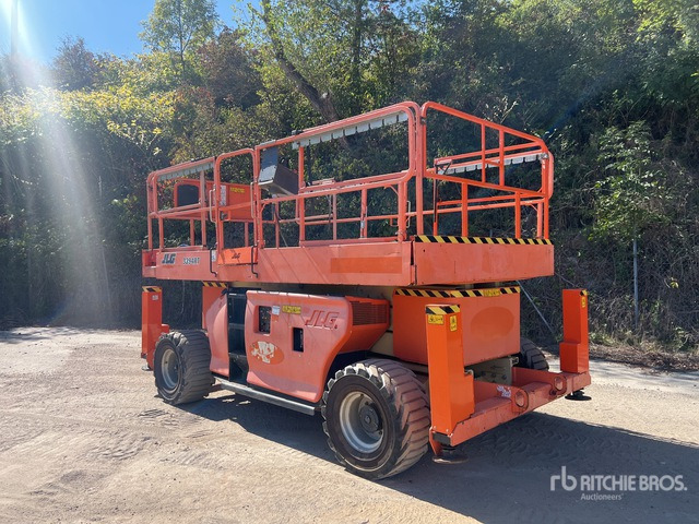 2008 JLG 3394 RT 4x4 Diesel Nacelle Ciseaux Scissor Lift - Schaarlift: afbeelding 3 2008 JLG 3394 RT 4x4 Diesel Nacelle Ciseaux Scissor Lift - Schaarlift: afbeelding 3