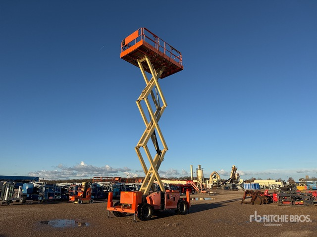 2008 JLG JLG-3394RT 4x4 Diesel Nacelle Ciseau Scissor Lift - Schaarlift: afbeelding 2 2008 JLG JLG-3394RT 4x4 Diesel Nacelle Ciseau Scissor Lift - Schaarlift: afbeelding 2