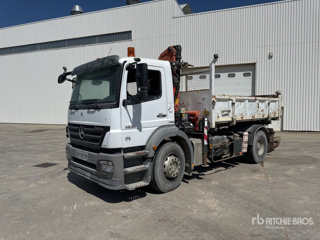 2008 Mercedes Axor 1833 2008 Palfinger PK15500 6100 kg ... Dump Truck with Crane - Klepelmaaier/ Mulcher: afbeelding 1 2008 Mercedes Axor 1833 2008 Palfinger PK15500 6100 kg ... Dump Truck with Crane - Klepelmaaier/ Mulcher: afbeelding 1