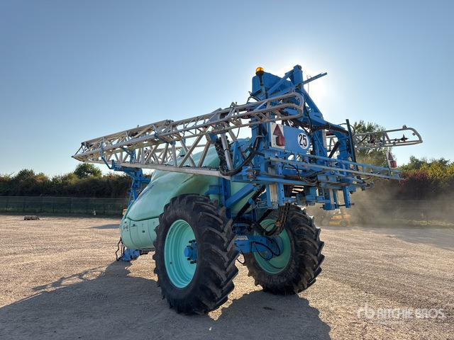 2009 Berthoud Tenor 55-60 DP Tronic 38 m High Clearance Pulverisate ... Pull-Type Sprayer - Getrokken veldspuit: afbeelding 3 2009 Berthoud Tenor 55-60 DP Tronic 38 m High Clearance Pulverisate ... Pull-Type Sprayer - Getrokken veldspuit: afbeelding 3