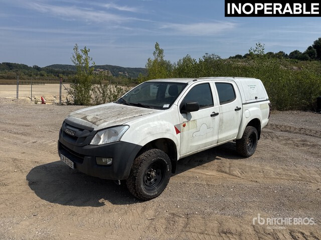 2013 Isuzu D-Max 4x4 Extended Cab (Inoperable) Pickup - Pick-up: afbeelding 2 2013 Isuzu D-Max 4x4 Extended Cab (Inoperable) Pickup - Pick-up: afbeelding 2