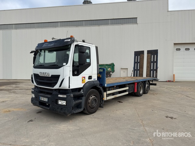 2013 Iveco 6x2 Camion Plateau Flatbed Truck - Autovrachtwagen vrachtwagen: afbeelding 1 2013 Iveco 6x2 Camion Plateau Flatbed Truck - Autovrachtwagen vrachtwagen: afbeelding 1