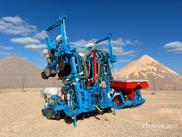 2014 Monosem NG+4 Semoir Monograine 8 Rangs 8 Row Planter - Precisiezaaimachine: afbeelding 2 2014 Monosem NG+4 Semoir Monograine 8 Rangs 8 Row Planter - Precisiezaaimachine: afbeelding 2