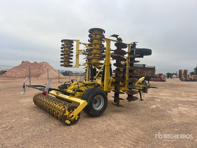 2015 Bednar XO5000F Semi-Mount Dechaumeur A Disques 5 m Disc Harrow - Schijveneg: afbeelding 4 2015 Bednar XO5000F Semi-Mount Dechaumeur A Disques 5 m Disc Harrow - Schijveneg: afbeelding 4