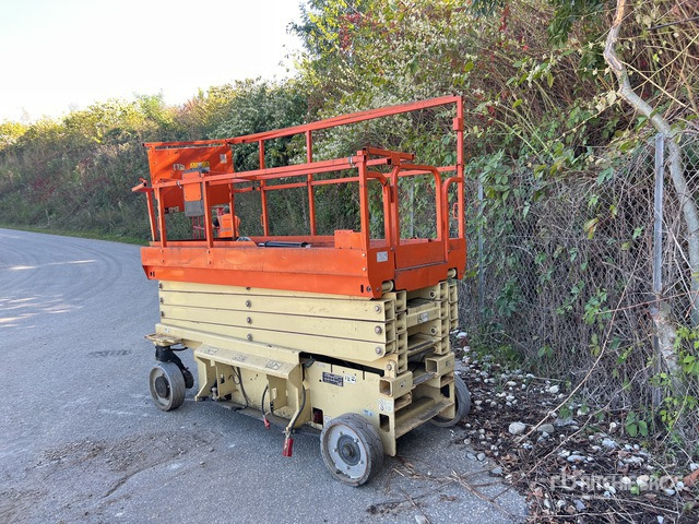 2015 JLG 3246ES Electric Nacelle Ciseaux (Inope ... Scissor Lift - Schaarlift: afbeelding 4 2015 JLG 3246ES Electric Nacelle Ciseaux (Inope ... Scissor Lift - Schaarlift: afbeelding 4