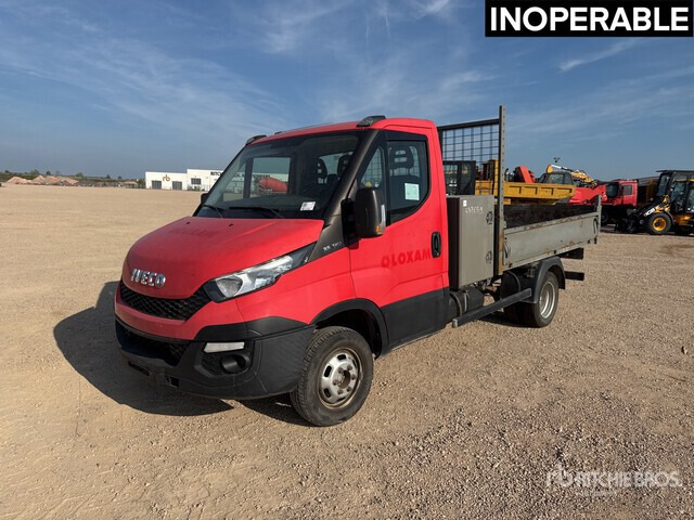 2016 Iveco 35-130 Camion Benne (Inoperable) Dump Truck: Light Duty - Kipper bestelwagen: afbeelding 2 2016 Iveco 35-130 Camion Benne (Inoperable) Dump Truck: Light Duty - Kipper bestelwagen: afbeelding 2