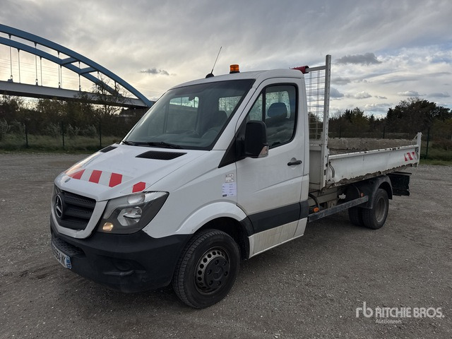 2016 Mercedes-Benz Sprinter 516 CDI 4x2 Camion Benne Dump Truck: Light Duty - Kipper vrachtwagen: afbeelding 1 2016 Mercedes-Benz Sprinter 516 CDI 4x2 Camion Benne Dump Truck: Light Duty - Kipper vrachtwagen: afbeelding 1