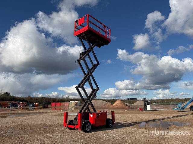 2017 Manitou 100SC-2 4x4 Diesel Nacelle Ciseau Scissor Lift - Schaarlift: afbeelding 2 2017 Manitou 100SC-2 4x4 Diesel Nacelle Ciseau Scissor Lift - Schaarlift: afbeelding 2