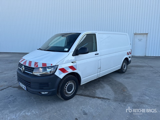 2017 Volkswagen Transporter TDI 4 Motion Vehicule Utilitaire Cargo Van - Kleine bestelwagen: afbeelding 1 2017 Volkswagen Transporter TDI 4 Motion Vehicule Utilitaire Cargo Van - Kleine bestelwagen: afbeelding 1