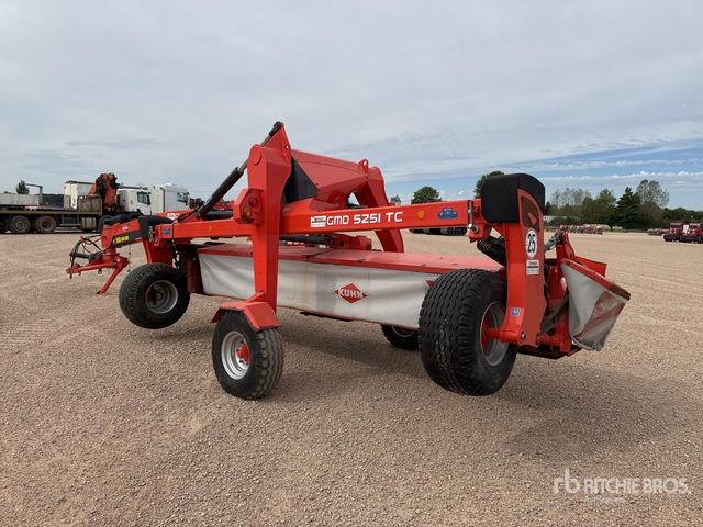 2018 Kuhn GMD5251TC 5200 mm Semi-mounted (Inoperable) Disc Mower - Klepelmaaier/ Mulcher: afbeelding 3 2018 Kuhn GMD5251TC 5200 mm Semi-mounted (Inoperable) Disc Mower - Klepelmaaier/ Mulcher: afbeelding 3