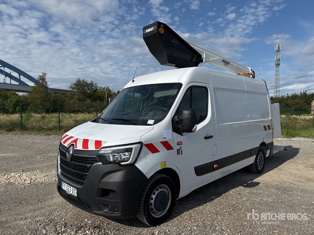 2021 Renault Master 145 DXI 2021 Versalift VTL 135 13 m on ... Bucket Truck - Vrachtwagen hoogwerker: afbeelding 1 2021 Renault Master 145 DXI 2021 Versalift VTL 135 13 m on ... Bucket Truck - Vrachtwagen hoogwerker: afbeelding 1