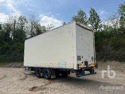 GENERAL TRAILER RC18CF Remorque Fourgon - Gesloten oplegger: afbeelding 2 GENERAL TRAILER RC18CF Remorque Fourgon - Gesloten oplegger: afbeelding 2
