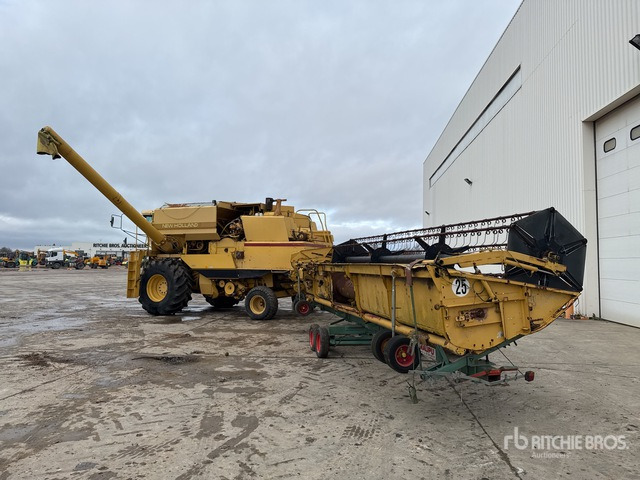 New Holland TF46 Combine Harvester - Maaidorser: afbeelding 2 New Holland TF46 Combine Harvester - Maaidorser: afbeelding 2
