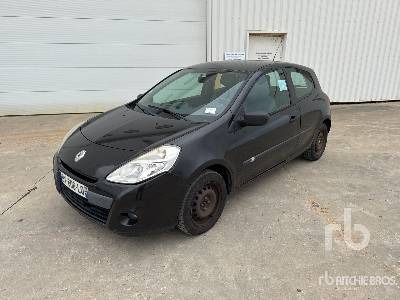 RENAULT CLIO Automobile - Personenwagen: afbeelding 1 RENAULT CLIO Automobile - Personenwagen: afbeelding 1