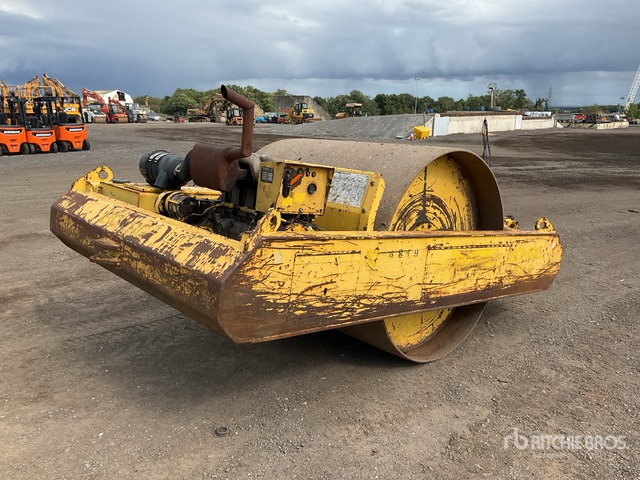 1999 Bomag BW6 Pull Behind Roller - Klepelmaaier/ Mulcher: afbeelding 4 1999 Bomag BW6 Pull Behind Roller - Klepelmaaier/ Mulcher: afbeelding 4