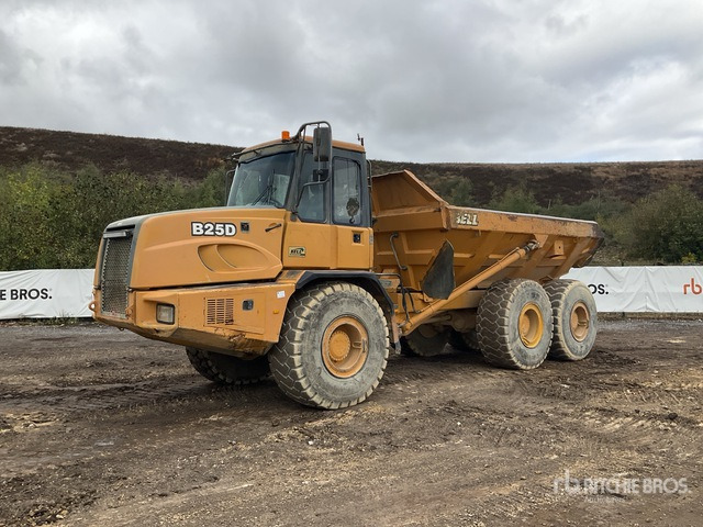 2002 Bell B25D Articulated Dump Truck - Kiepwagen met knikbesturing: afbeelding 1 2002 Bell B25D Articulated Dump Truck - Kiepwagen met knikbesturing: afbeelding 1