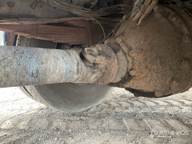 2002 Iveco Tector 4x2 Asphalt Distributor Truck - Klepelmaaier/ Mulcher: afbeelding 5 2002 Iveco Tector 4x2 Asphalt Distributor Truck - Klepelmaaier/ Mulcher: afbeelding 5