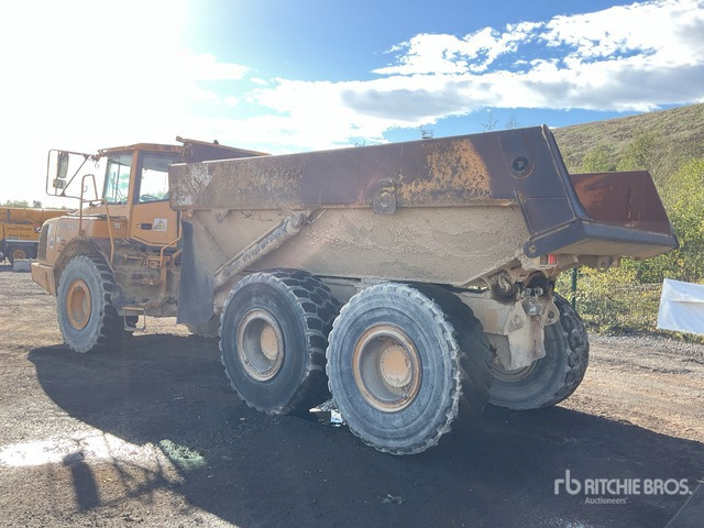 2004 Volvo A25D 6x6. Articulated Dump Truck - Kiepwagen met knikbesturing: afbeelding 3 2004 Volvo A25D 6x6. Articulated Dump Truck - Kiepwagen met knikbesturing: afbeelding 3