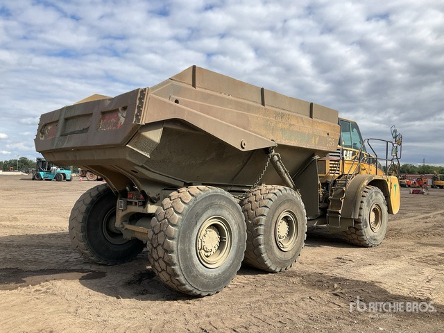 2005 Cat 735 6x6 Articulated Dump Truck - Kiepwagen met knikbesturing: afbeelding 4 2005 Cat 735 6x6 Articulated Dump Truck - Kiepwagen met knikbesturing: afbeelding 4