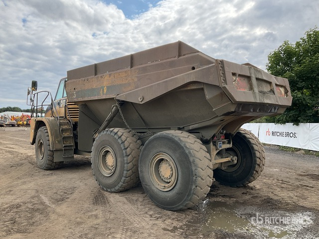 2005 Cat 735 6x6 Articulated Dump Truck - Kiepwagen met knikbesturing: afbeelding 3 2005 Cat 735 6x6 Articulated Dump Truck - Kiepwagen met knikbesturing: afbeelding 3