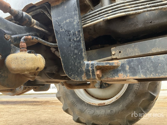 2005 Massey Ferguson 6480 Massey Ferguson 4WD Tractor 4WD Tractor - Tractor: afbeelding 5 2005 Massey Ferguson 6480 Massey Ferguson 4WD Tractor 4WD Tractor - Tractor: afbeelding 5