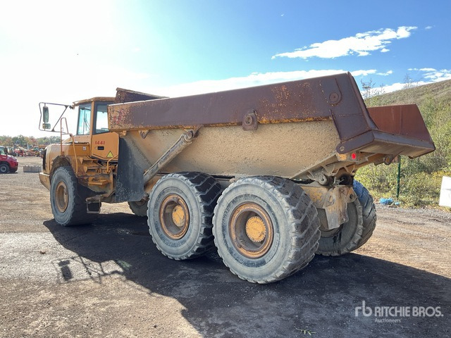 2005 Volvo A30D 6x6 Articulated Dump Truck - Kiepwagen met knikbesturing: afbeelding 4 2005 Volvo A30D 6x6 Articulated Dump Truck - Kiepwagen met knikbesturing: afbeelding 4