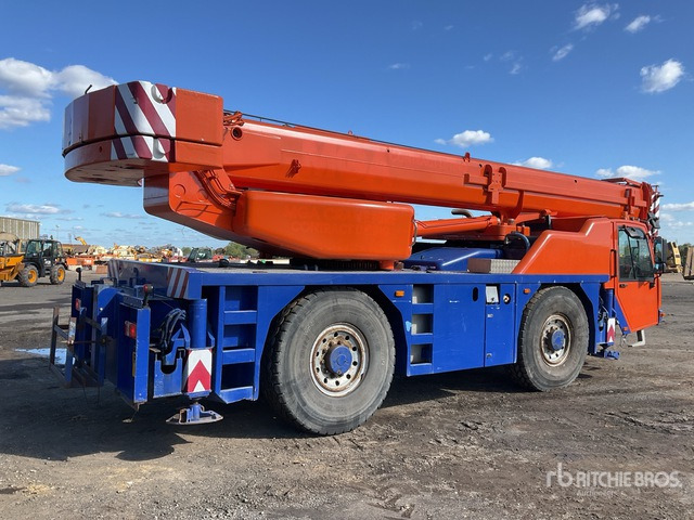 2008 Terex Demag AC40/2L 5 t 4x4 All Terrain Crane - Alle terrein kraan: afbeelding 5 2008 Terex Demag AC40/2L 5 t 4x4 All Terrain Crane - Alle terrein kraan: afbeelding 5