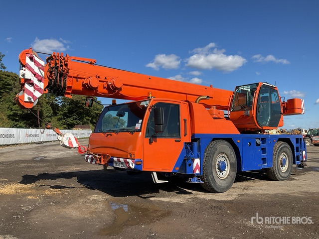 2008 Terex Demag AC40/2L 5 t 4x4 All Terrain Crane - Alle terrein kraan: afbeelding 2 2008 Terex Demag AC40/2L 5 t 4x4 All Terrain Crane - Alle terrein kraan: afbeelding 2