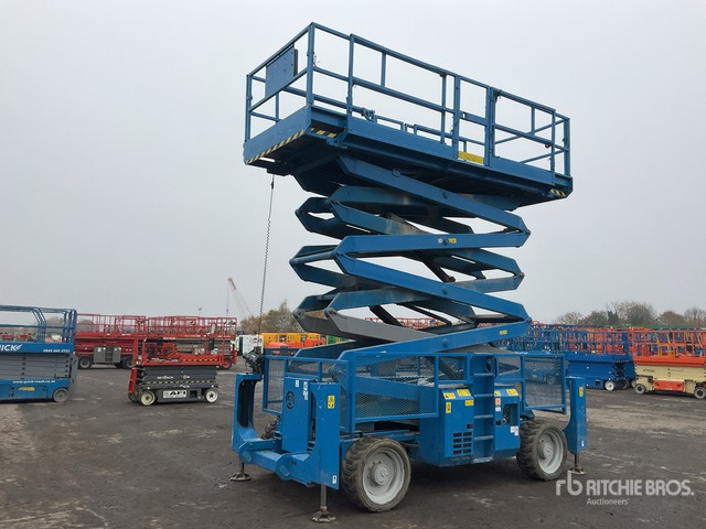 Schaarlift 2011 Genie GS5390 4x4 Diesel Scissor Lift: afbeelding 1