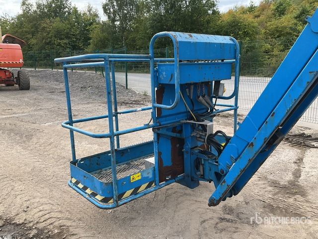 2011 Genie Z45/28 2WD Hybrid Articulating Boom Lift - Knikarmhoogwerker: afbeelding 4 2011 Genie Z45/28 2WD Hybrid Articulating Boom Lift - Knikarmhoogwerker: afbeelding 4