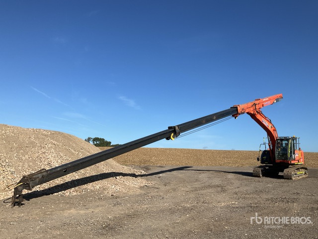 2013 Hitachi ZX225USRLC-3 Telescopic Excavator Tracked Excavator - Rupsgraafmachine: afbeelding 2 2013 Hitachi ZX225USRLC-3 Telescopic Excavator Tracked Excavator - Rupsgraafmachine: afbeelding 2