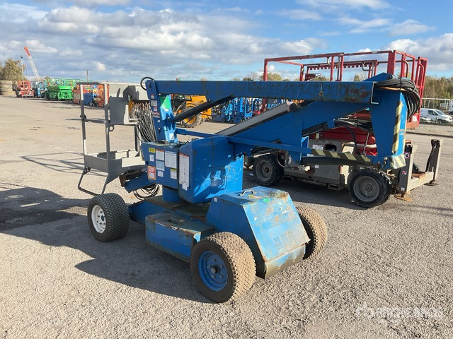 2013 Nifty-Lift HR12NDE 2WD Hybrid Articulating Boom Lift - Knikarmhoogwerker: afbeelding 3 2013 Nifty-Lift HR12NDE 2WD Hybrid Articulating Boom Lift - Knikarmhoogwerker: afbeelding 3