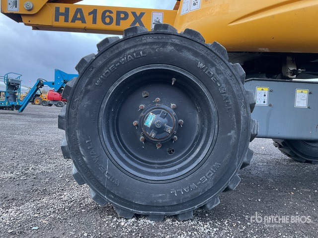 2014 Haulotte HA16PX 4WD Diesel Articulating Boom Lift - Knikarmhoogwerker: afbeelding 5 2014 Haulotte HA16PX 4WD Diesel Articulating Boom Lift - Knikarmhoogwerker: afbeelding 5