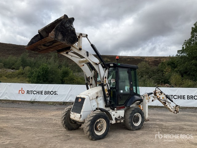 2014 JCB 2CX 4x4x4 Backhoe Loader - Klepelmaaier/ Mulcher: afbeelding 1 2014 JCB 2CX 4x4x4 Backhoe Loader - Klepelmaaier/ Mulcher: afbeelding 1